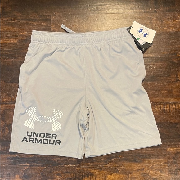 Under Armour Other - NWT Under Armour - Youth L -  Light Gray Athletic Shorts